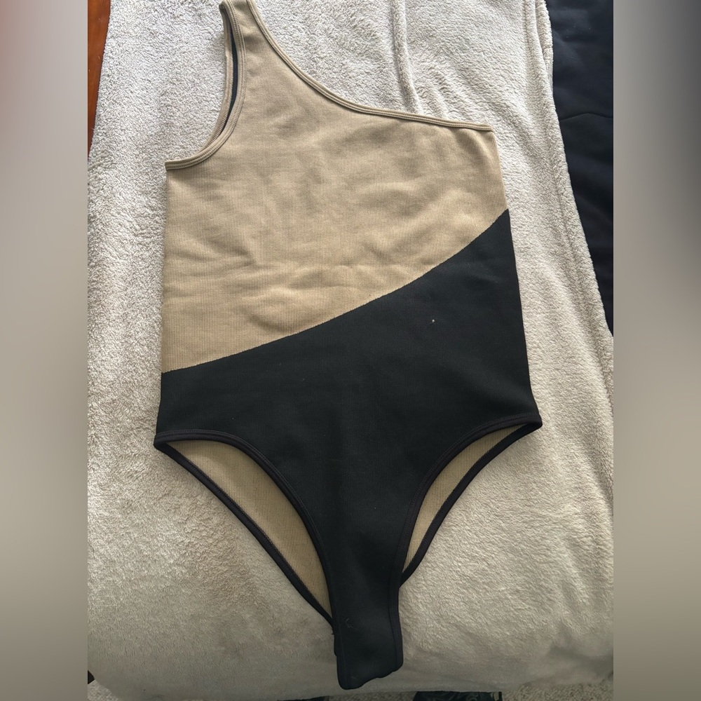 One shoulder bodysuit